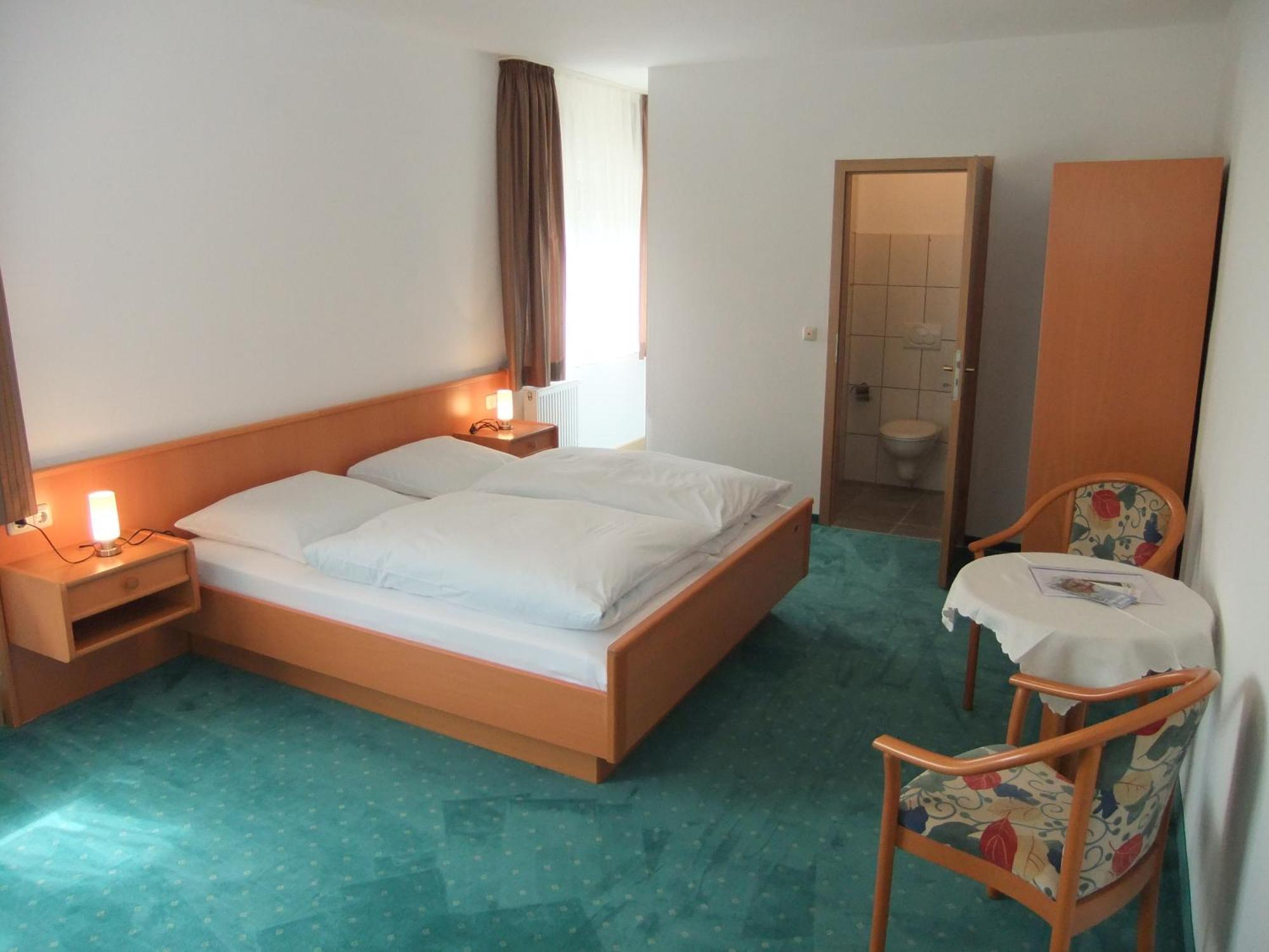 Gasthof Rotes Ross زيل ام فيشتلغبير المظهر الخارجي الصورة